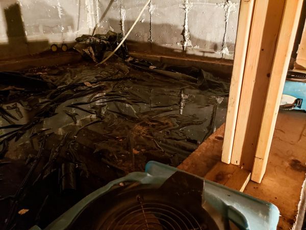 Cost of Crawlspace Water Cleanup in Middletown